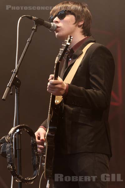 THE STRYPES - 2015-06-24 - PARIS - Place de la Republique - 